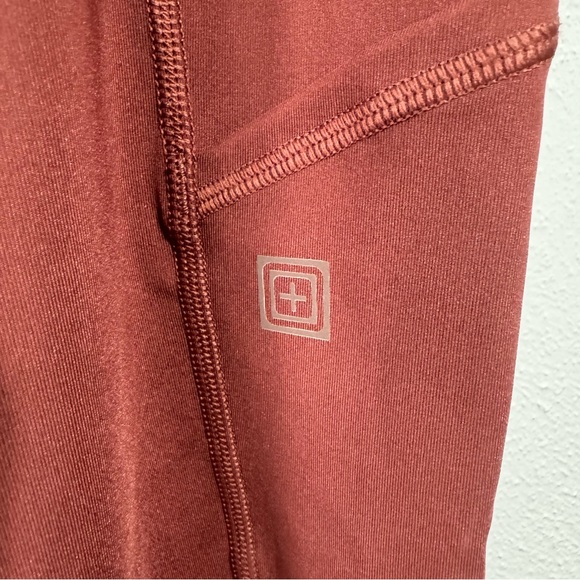 5.11 Tactical physical training ready cropped legging xl - Picture 2 of 5